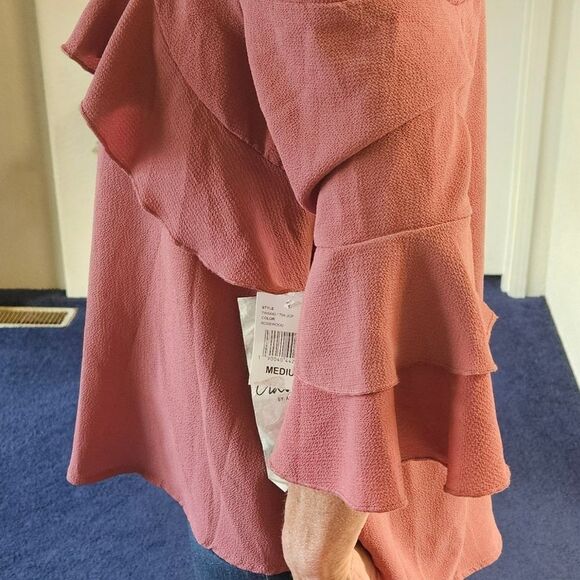 NWT CRAVEβFAME Women's Rosewood Mauve Ruffle Cold Shoulder Top Size Medium - Picture 7 of 16